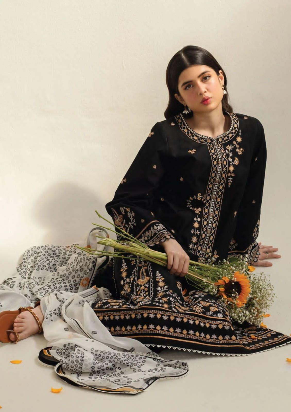 COCO BY ZARA SHAHJAHAN Lawn 3 PC Embroidered Unstitched